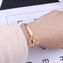 Load image into Gallery viewer, Fashion Scissors Bracelets For Women Men Simple Gold Silver Black Shears Opening Bangles Charm Scissors Hair Stylist Jewelry